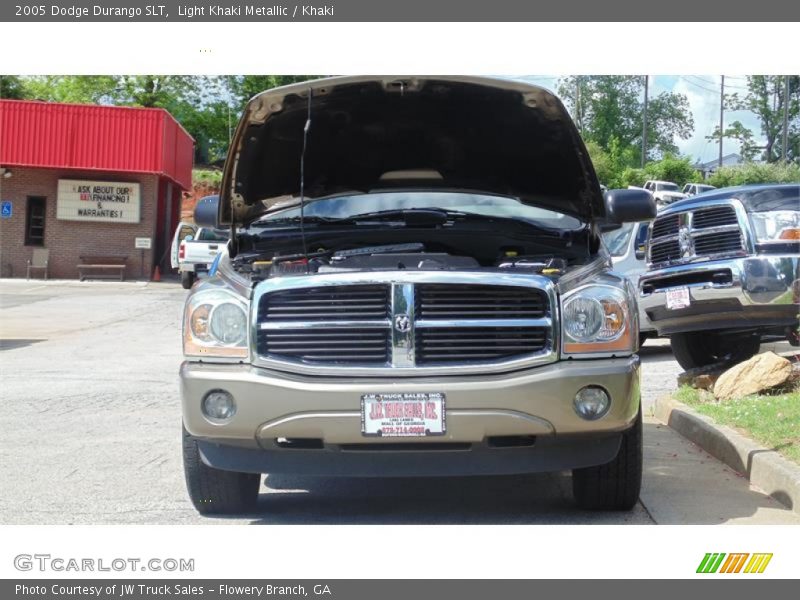 Light Khaki Metallic / Khaki 2005 Dodge Durango SLT