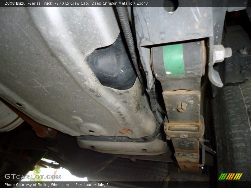 Undercarriage of 2008 i-Series Truck i-370 LS Crew Cab