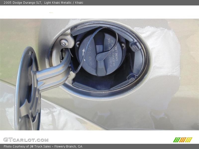 Light Khaki Metallic / Khaki 2005 Dodge Durango SLT