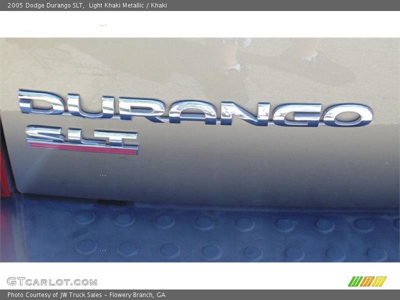Light Khaki Metallic / Khaki 2005 Dodge Durango SLT