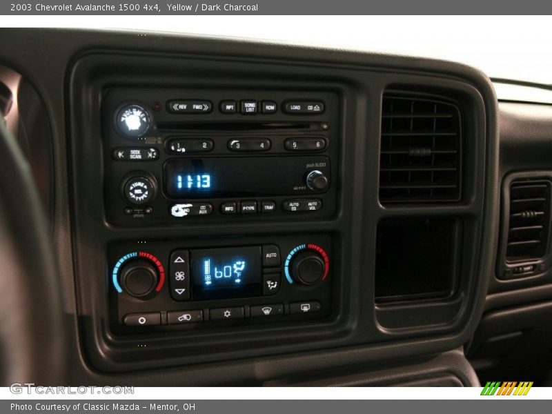 Yellow / Dark Charcoal 2003 Chevrolet Avalanche 1500 4x4