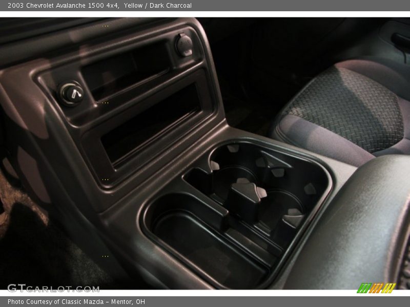 Yellow / Dark Charcoal 2003 Chevrolet Avalanche 1500 4x4
