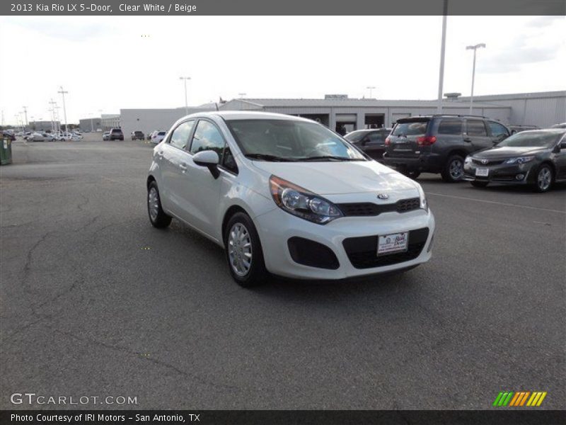 Clear White / Beige 2013 Kia Rio LX 5-Door