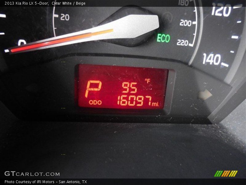 Clear White / Beige 2013 Kia Rio LX 5-Door