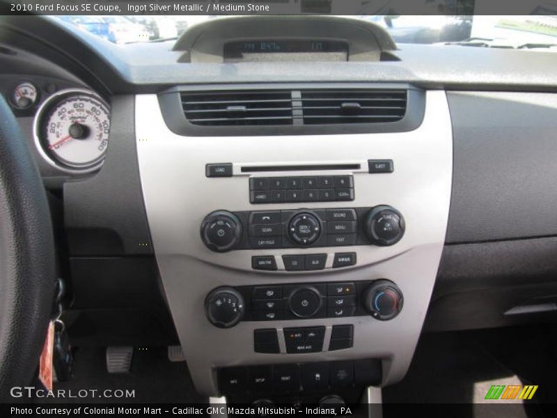 Ingot Silver Metallic / Medium Stone 2010 Ford Focus SE Coupe