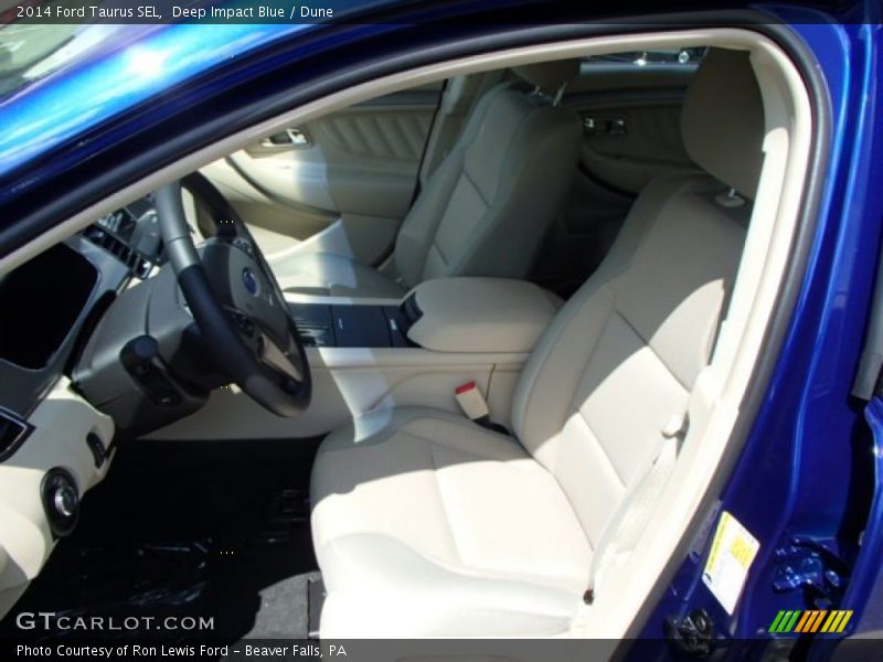 Front Seat of 2014 Taurus SEL