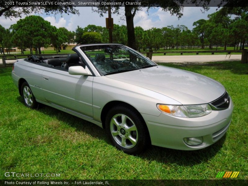 Front 3/4 View of 2001 Solara SLE V6 Convertible