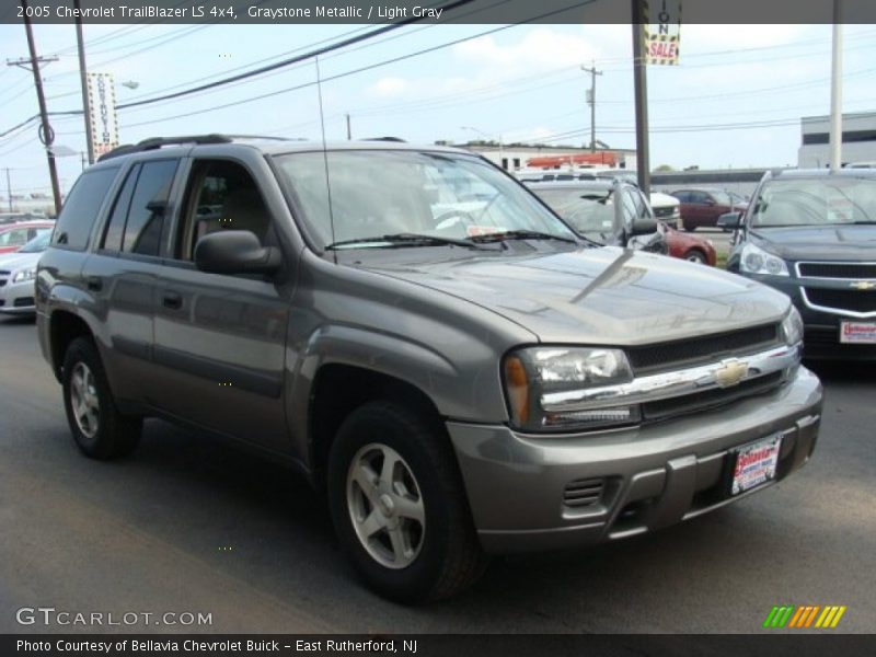 Graystone Metallic / Light Gray 2005 Chevrolet TrailBlazer LS 4x4