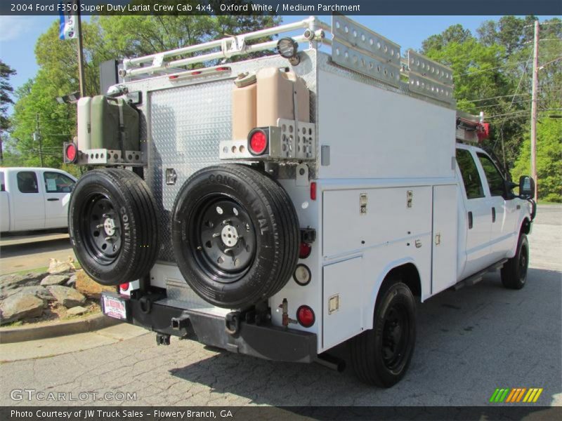 Oxford White / Medium Parchment 2004 Ford F350 Super Duty Lariat Crew Cab 4x4