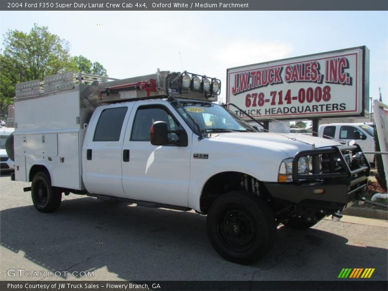 Oxford White / Medium Parchment 2004 Ford F350 Super Duty Lariat Crew Cab 4x4