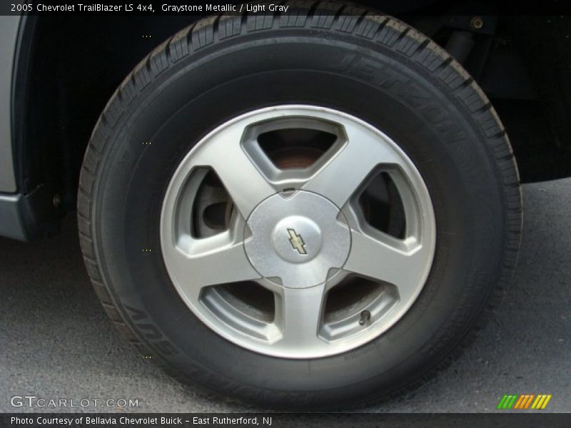 Graystone Metallic / Light Gray 2005 Chevrolet TrailBlazer LS 4x4