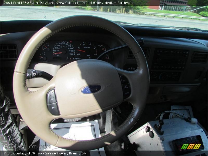 Oxford White / Medium Parchment 2004 Ford F350 Super Duty Lariat Crew Cab 4x4