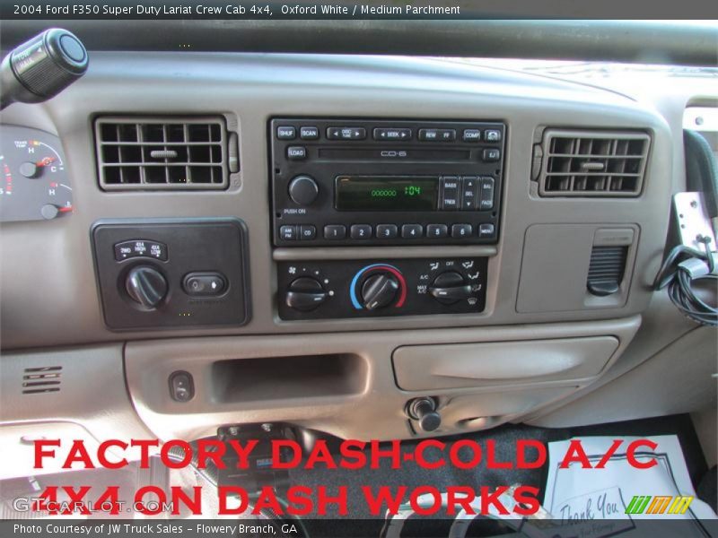 Oxford White / Medium Parchment 2004 Ford F350 Super Duty Lariat Crew Cab 4x4