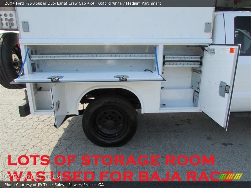 Oxford White / Medium Parchment 2004 Ford F350 Super Duty Lariat Crew Cab 4x4