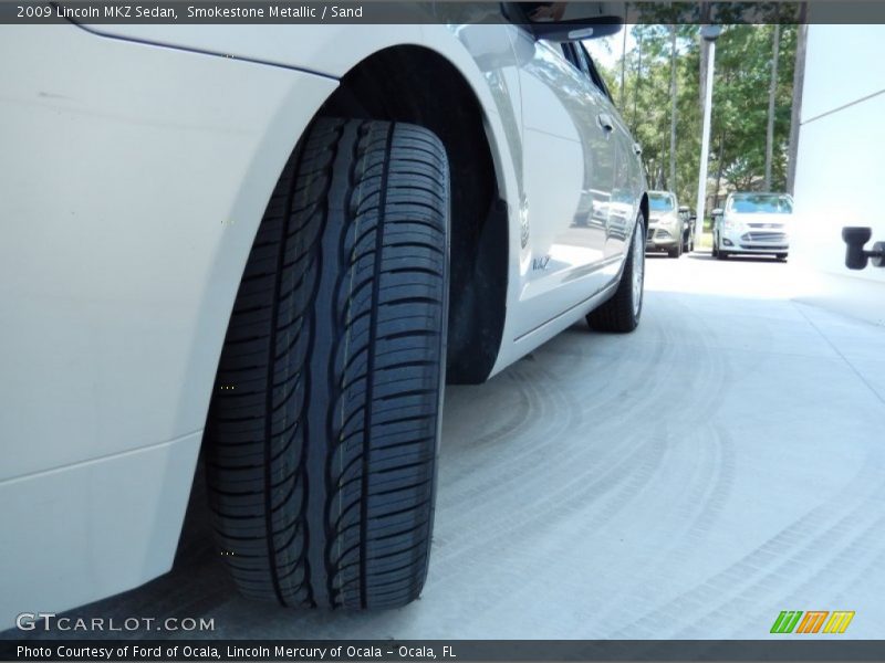 Smokestone Metallic / Sand 2009 Lincoln MKZ Sedan