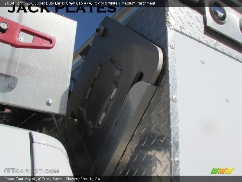 Oxford White / Medium Parchment 2004 Ford F350 Super Duty Lariat Crew Cab 4x4
