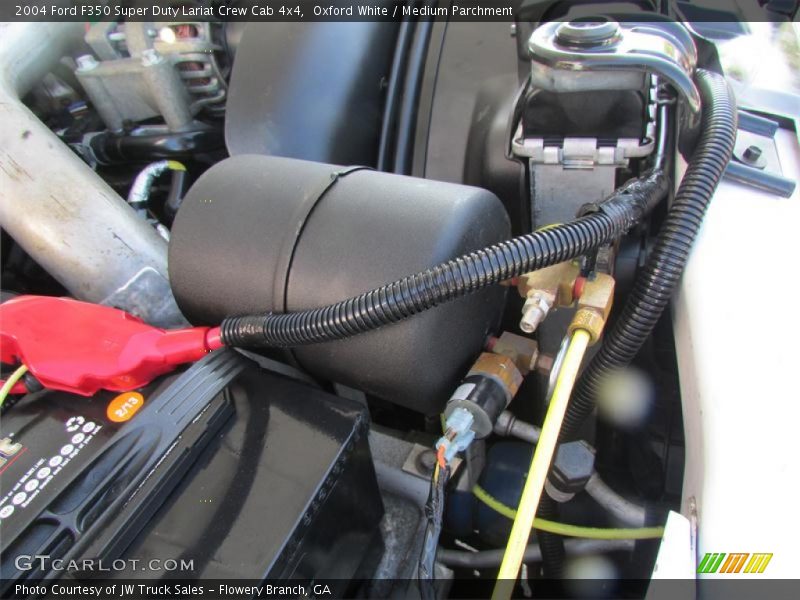 Oxford White / Medium Parchment 2004 Ford F350 Super Duty Lariat Crew Cab 4x4