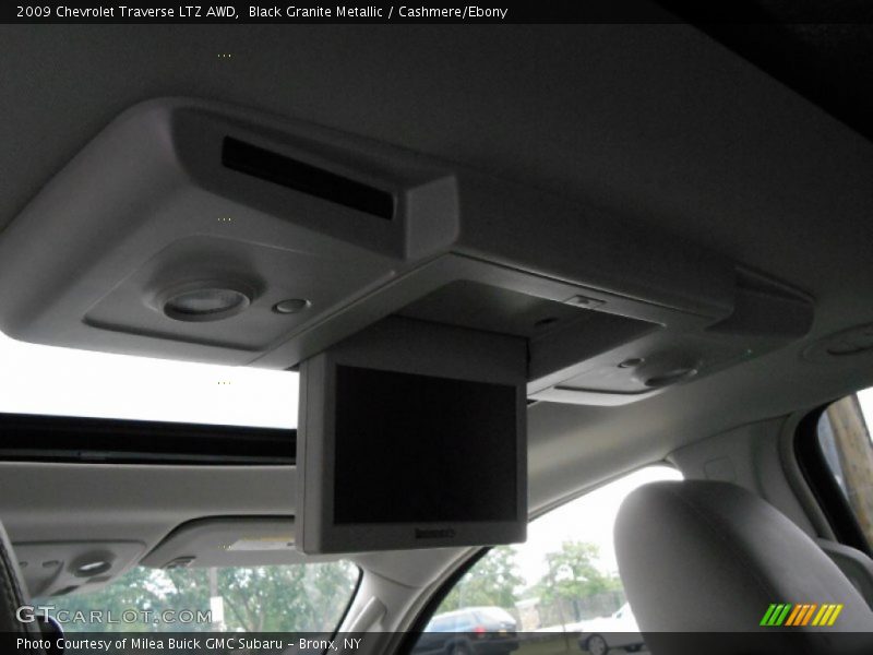 Black Granite Metallic / Cashmere/Ebony 2009 Chevrolet Traverse LTZ AWD