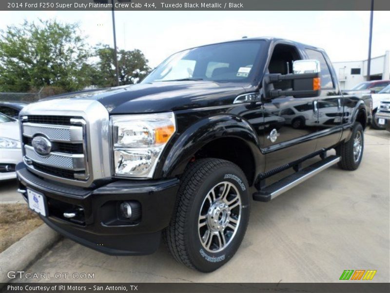 Tuxedo Black Metallic / Black 2014 Ford F250 Super Duty Platinum Crew Cab 4x4