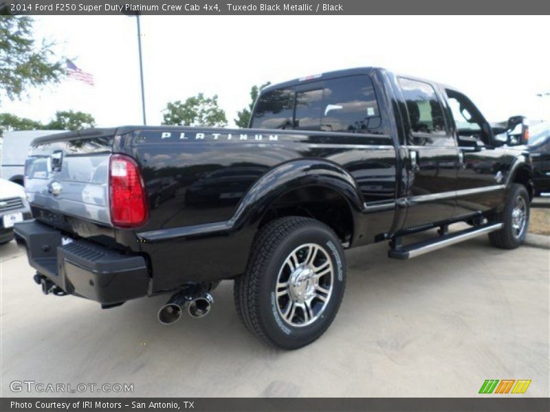 Tuxedo Black Metallic / Black 2014 Ford F250 Super Duty Platinum Crew Cab 4x4
