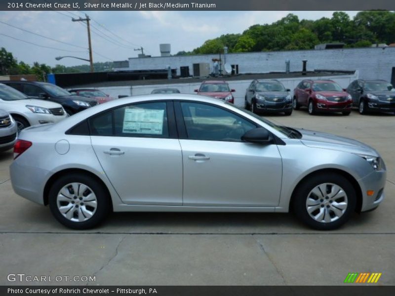 Silver Ice Metallic / Jet Black/Medium Titanium 2014 Chevrolet Cruze LS