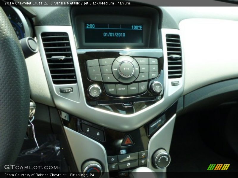 Silver Ice Metallic / Jet Black/Medium Titanium 2014 Chevrolet Cruze LS