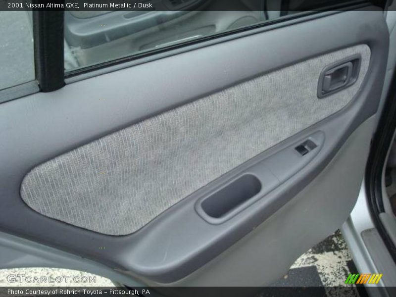 Platinum Metallic / Dusk 2001 Nissan Altima GXE