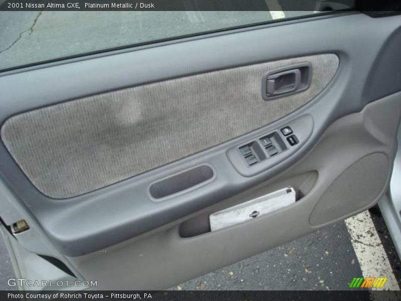 Platinum Metallic / Dusk 2001 Nissan Altima GXE