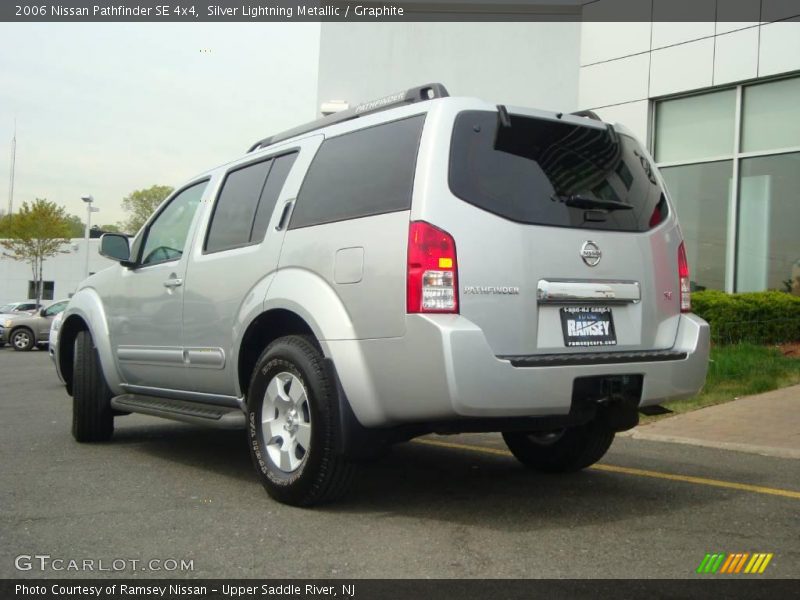 Silver Lightning Metallic / Graphite 2006 Nissan Pathfinder SE 4x4