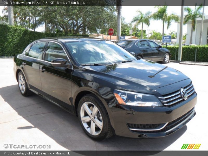 Black / Titan Black 2013 Volkswagen Passat 2.5L SE