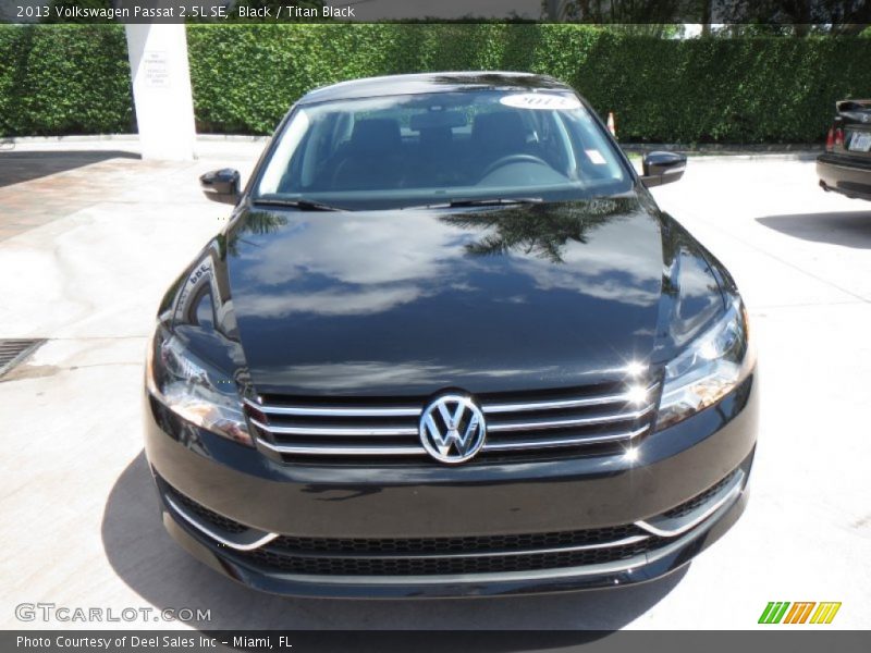Black / Titan Black 2013 Volkswagen Passat 2.5L SE