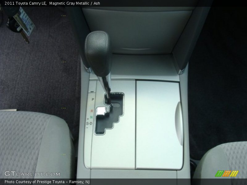 Magnetic Gray Metallic / Ash 2011 Toyota Camry LE