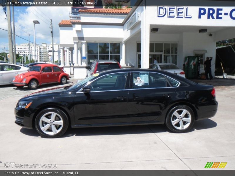 Black / Titan Black 2013 Volkswagen Passat 2.5L SE