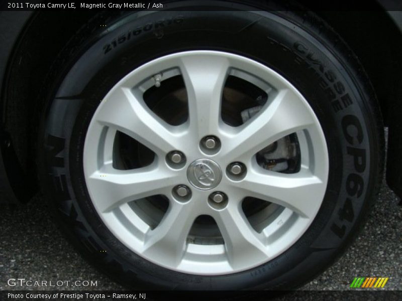 Magnetic Gray Metallic / Ash 2011 Toyota Camry LE