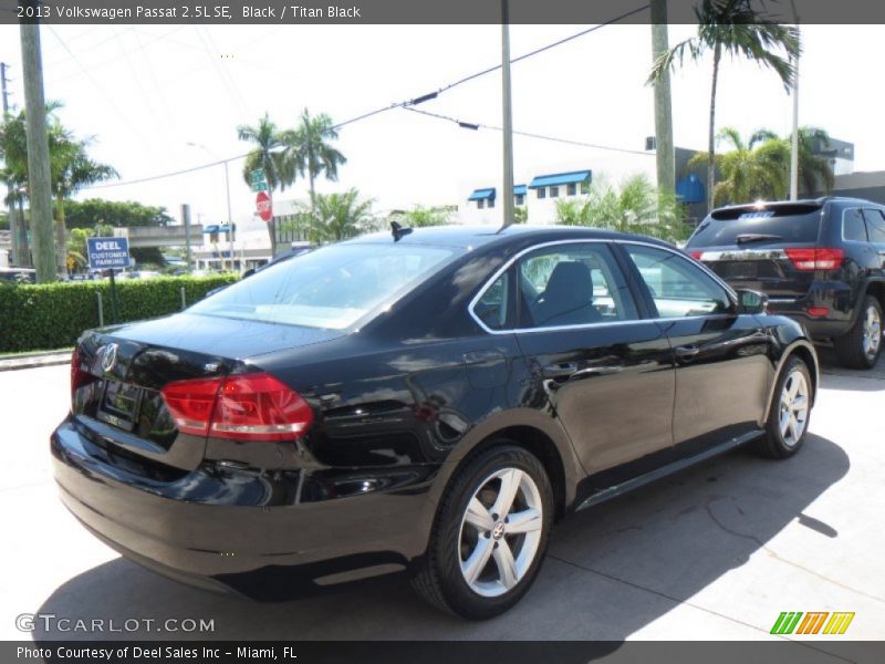 Black / Titan Black 2013 Volkswagen Passat 2.5L SE