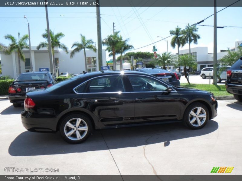 Black / Titan Black 2013 Volkswagen Passat 2.5L SE