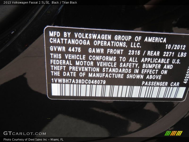 Black / Titan Black 2013 Volkswagen Passat 2.5L SE