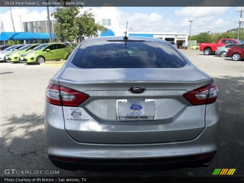 Ingot Silver / Earth Gray 2014 Ford Fusion S