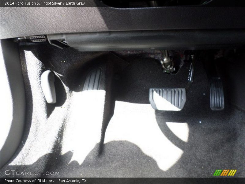 Ingot Silver / Earth Gray 2014 Ford Fusion S