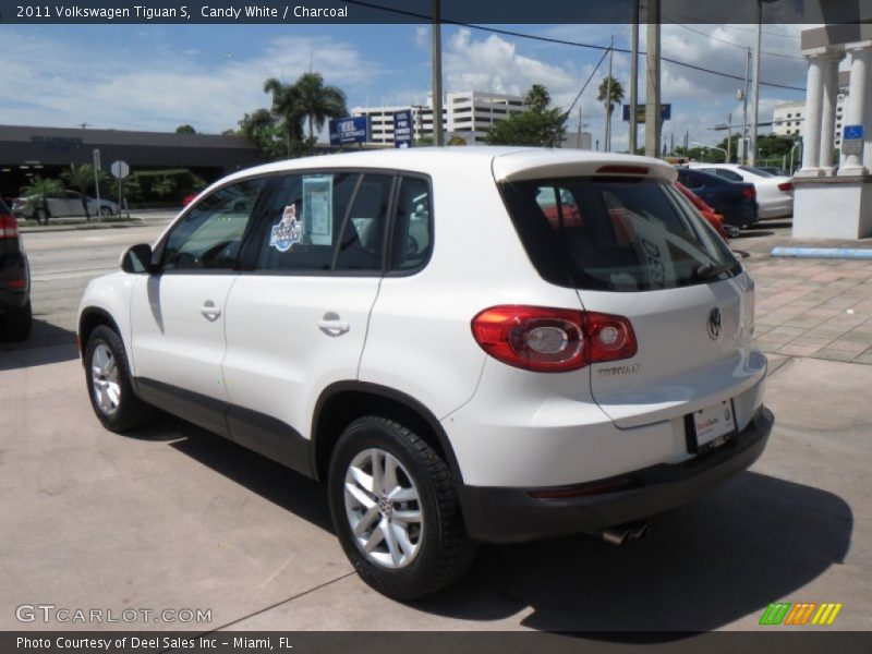 Candy White / Charcoal 2011 Volkswagen Tiguan S