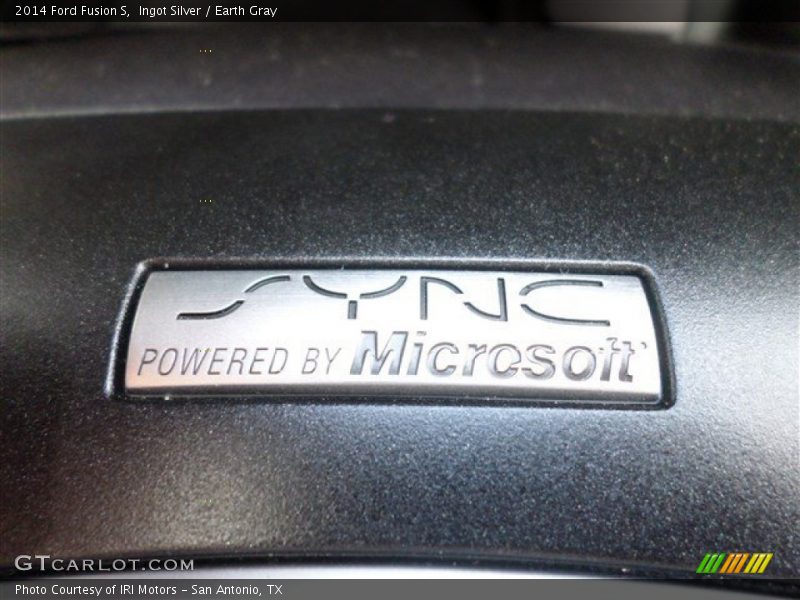 Ingot Silver / Earth Gray 2014 Ford Fusion S