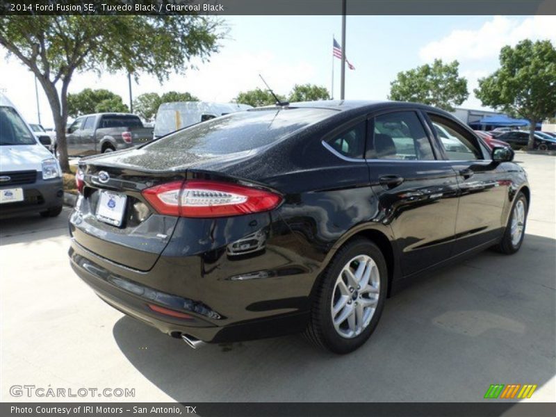 Tuxedo Black / Charcoal Black 2014 Ford Fusion SE