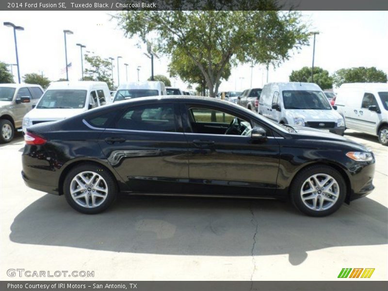 Tuxedo Black / Charcoal Black 2014 Ford Fusion SE