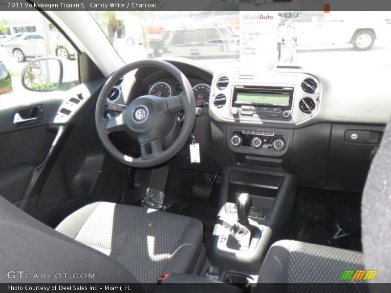Candy White / Charcoal 2011 Volkswagen Tiguan S