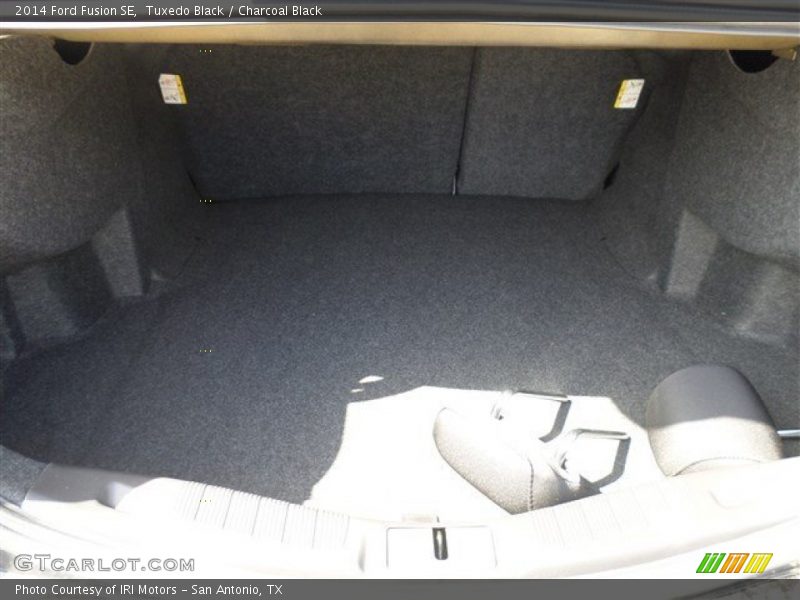 Tuxedo Black / Charcoal Black 2014 Ford Fusion SE