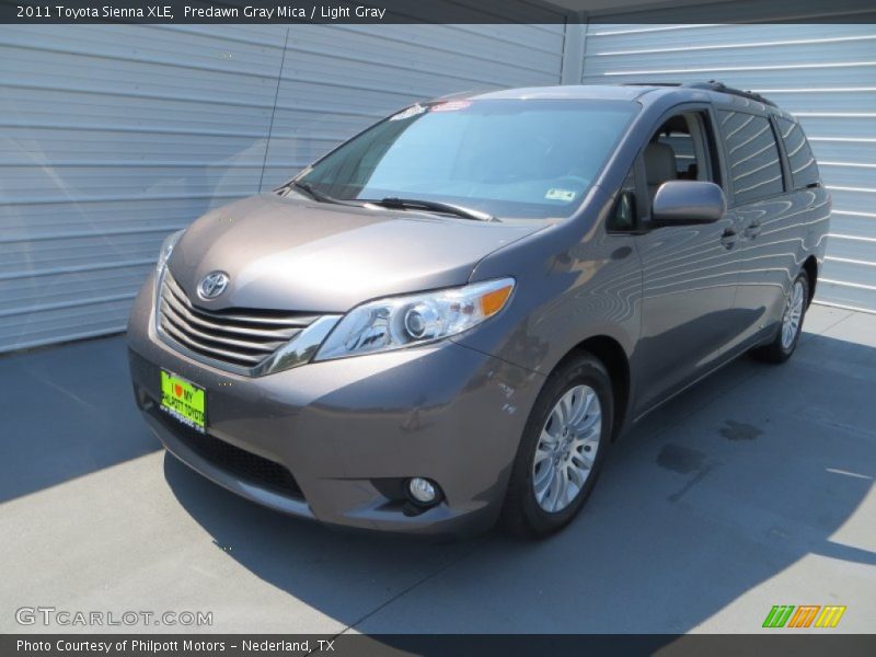Predawn Gray Mica / Light Gray 2011 Toyota Sienna XLE