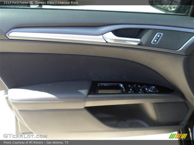 Tuxedo Black / Charcoal Black 2014 Ford Fusion SE