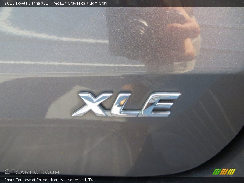 Predawn Gray Mica / Light Gray 2011 Toyota Sienna XLE