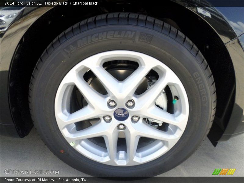  2014 Fusion SE Wheel