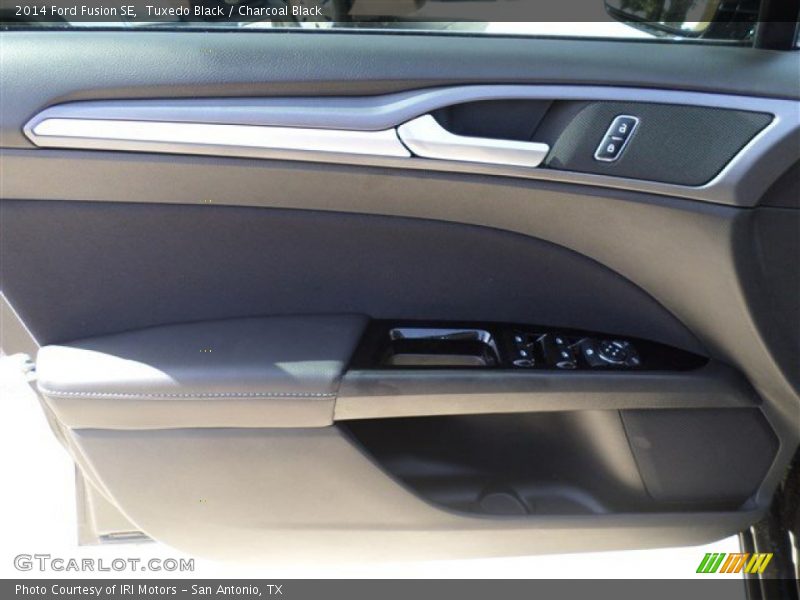 Tuxedo Black / Charcoal Black 2014 Ford Fusion SE